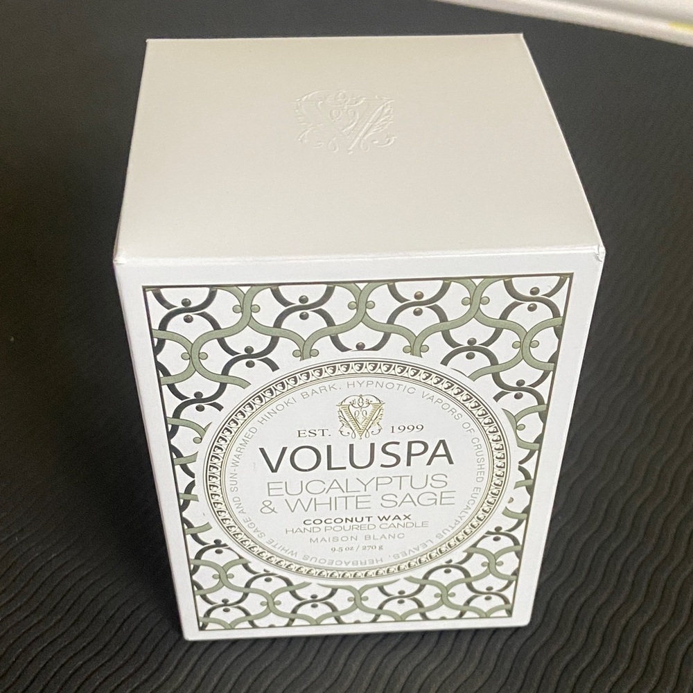 Voluspa Eucalyptus & White Sage Candle in White and Green - Picture 2 of 11